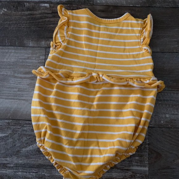 6-9 month summer clothing lot - Picture 9 of 12